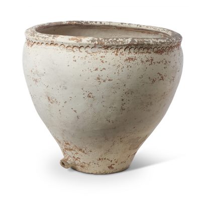 Inner Gardens antique Spanish terra cotta planter. Terracotta outdoor plant pot. Perfect for creative landscaping and beautiful gardens. Discovered by renowned landscape designer Stephen Block.