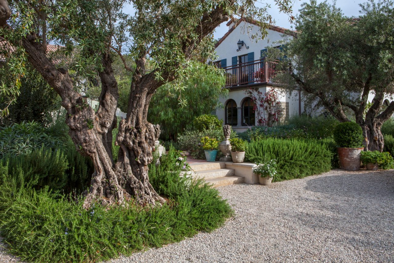 La Mesa Residence Inner Gardens